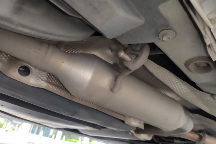 Used Toyota SIENNA 2021 2.5L Hybrid Luxury Edition Chassis Rear Right