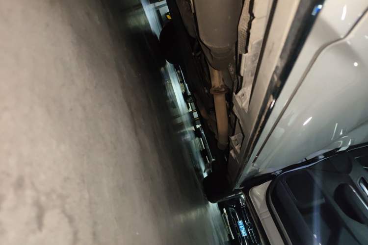 Used Toyota SIENNA 2021 2.5L Hybrid Premium Edition Chassis Rear Right