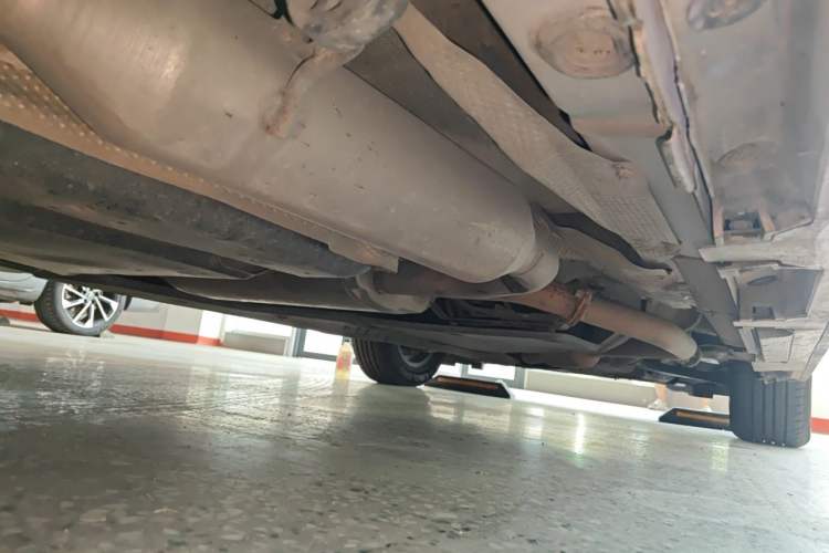 Used Toyota SIENNA 2021 2.5L Hybrid Premium Edition Chassis Rear Right