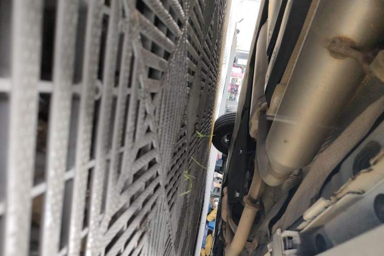 Used Toyota SIENNA 2021 2.5L Hybrid Luxury Edition Chassis Rear Right