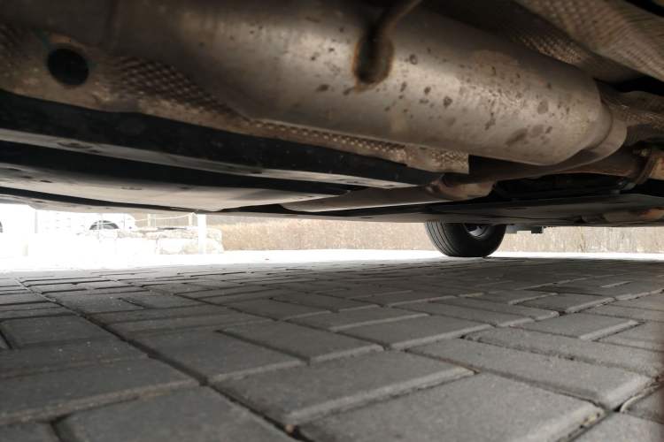 Used Toyota SIENNA 2021 2.5L Hybrid Premium Edition Chassis Rear Right