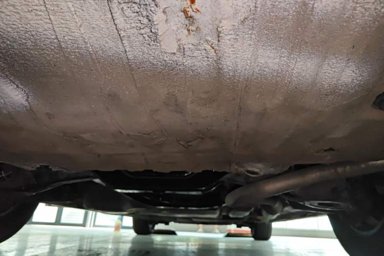 Used Toyota SIENNA 2021 2.5L Hybrid Premium Edition Chassis Rear