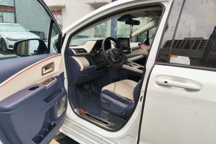 Used Toyota SIENNA 2021 2.5L Hybrid Comfort Edition Driver Seat