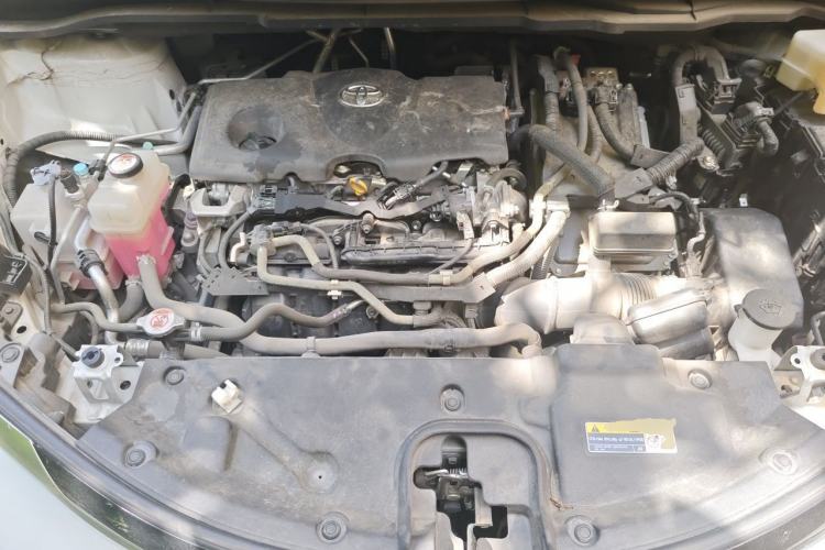 Used Toyota SIENNA 2021 2.5L Hybrid Ultimate Edition Engine Bay
