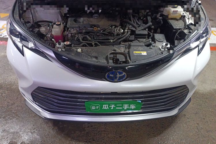Used Toyota SIENNA 2021 2.5L Hybrid Ultimate Edition Engine Bay