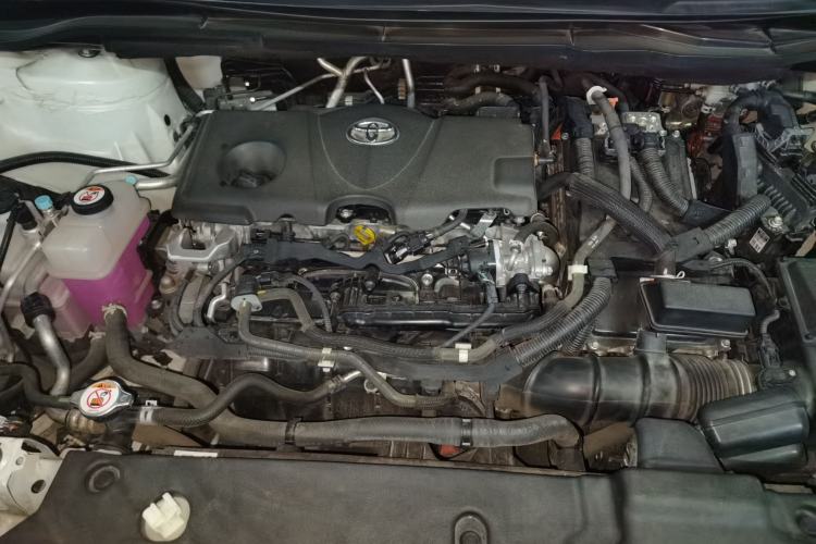 Used Toyota SIENNA 2021 2.5L Hybrid Comfort Edition Engine Bay