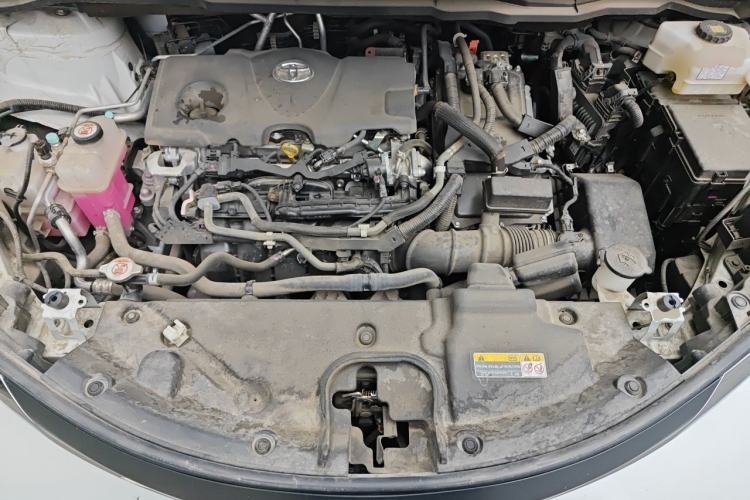 Used Toyota SIENNA 2021 2.5L Hybrid Comfort Edition Engine Bay