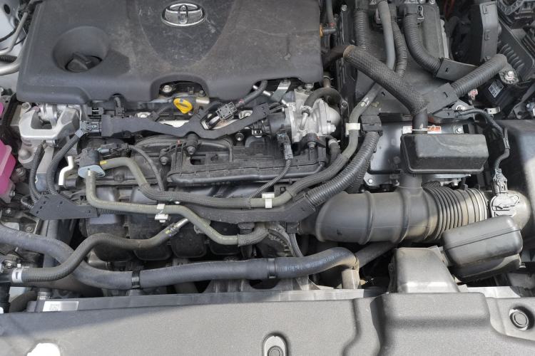 Used Toyota SIENNA 2021 2.5L Hybrid Comfort Edition Engine Bay