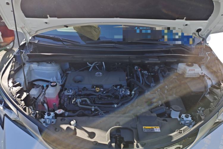 Used Toyota SIENNA 2021 2.5L Hybrid Ultimate Edition Engine Bay