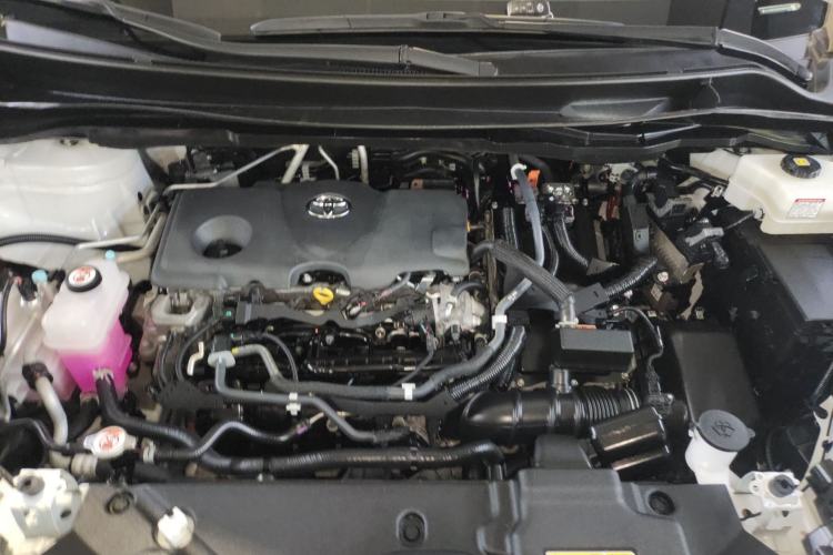 Used Toyota SIENNA 2021 2.5L Hybrid Comfort Edition Engine Bay