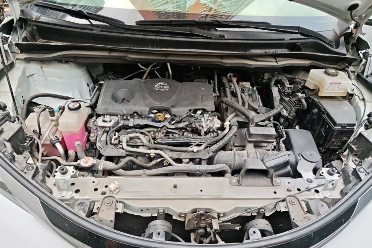 Used Toyota SIENNA 2021 2.5L Hybrid Premium Edition Engine Bay