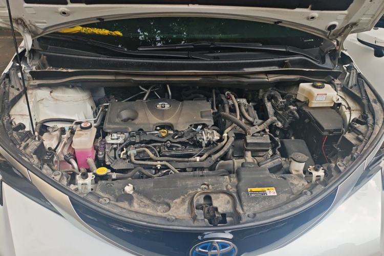 Used Toyota SIENNA 2021 2.5L Hybrid Ultimate Edition Engine Bay