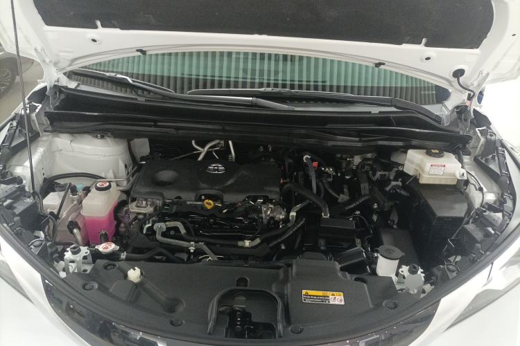 Used Toyota SIENNA 2021 2.5L Hybrid Premium Edition Engine Bay