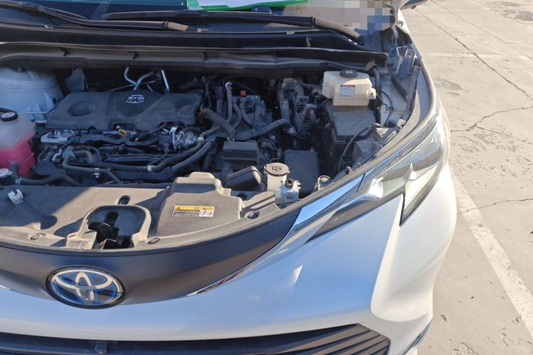 Used Toyota SIENNA 2021 2.5L Hybrid Comfort Edition Engine Bay Left
