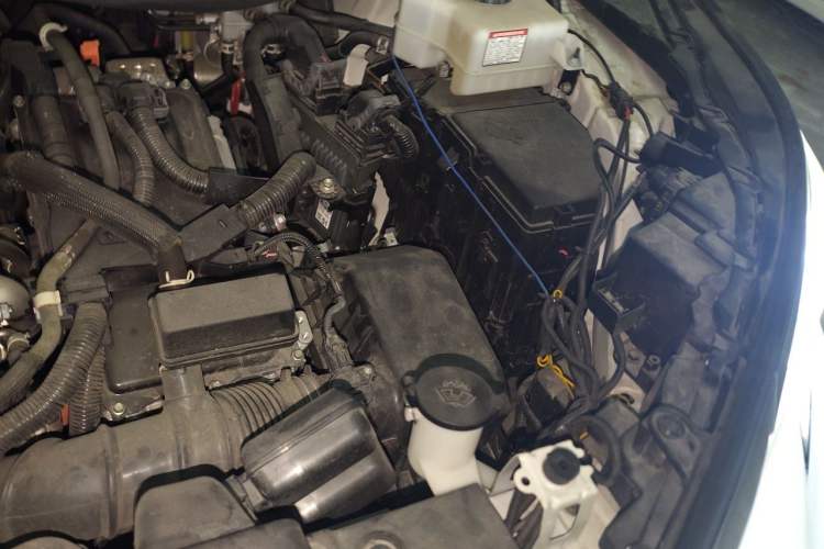 Used Toyota SIENNA 2021 2.5L Hybrid Premium Edition Engine Bay Left