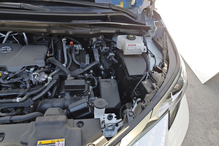 Used Toyota SIENNA 2021 2.5L Hybrid Ultimate Edition Engine Bay Left