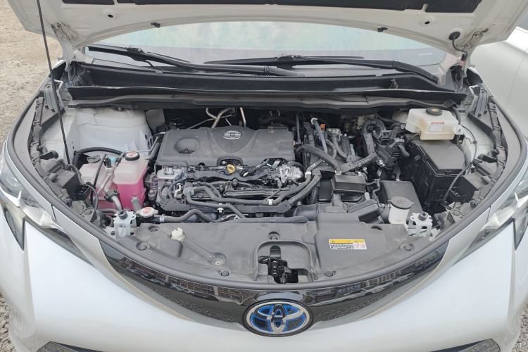 Used Toyota SIENNA 2021 2.5L Hybrid Ultimate Edition Engine Bay