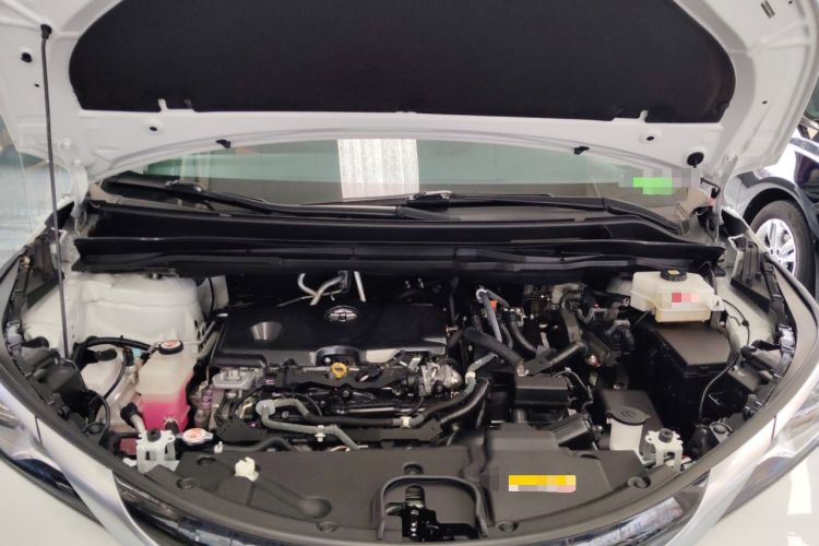 Used Toyota SIENNA 2021 2.5L Hybrid Premium Edition Engine Bay