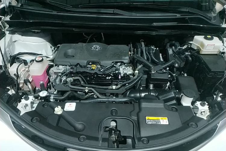 Used Toyota SIENNA 2021 2.5L Hybrid Ultimate Edition Engine Bay