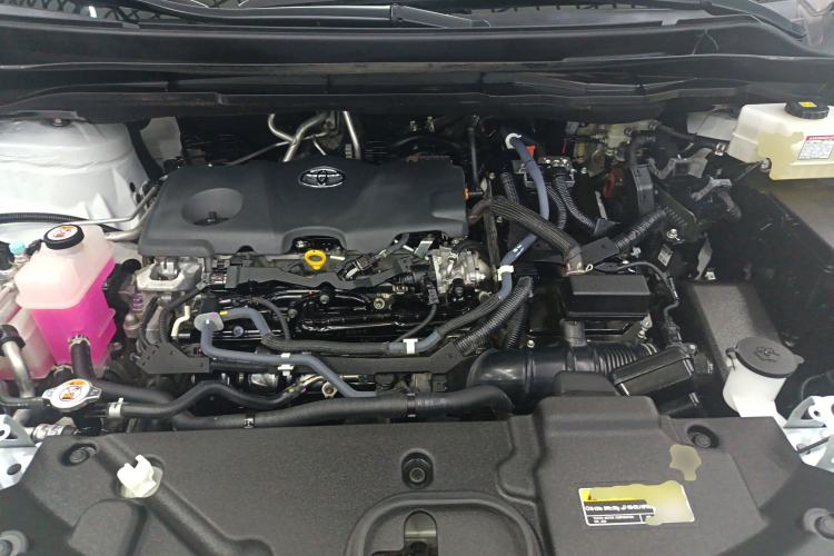 Used Toyota SIENNA 2021 2.5L Hybrid Ultimate Edition Engine Bay
