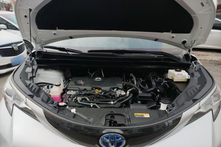 Used Toyota SIENNA 2021 2.5L Hybrid Ultimate Edition Engine Bay