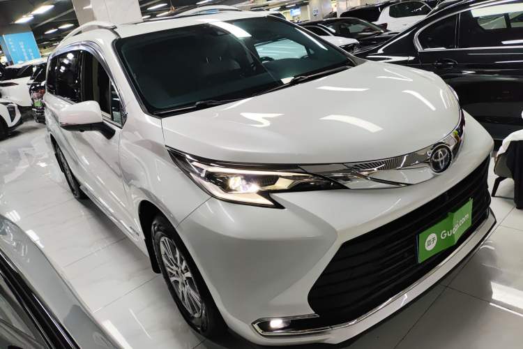 Used Toyota SIENNA 2021 2.5L Hybrid Comfort Edition Exterior 1