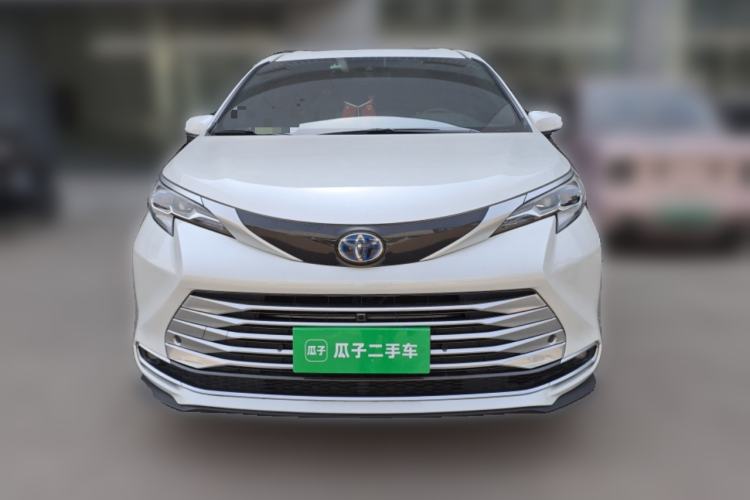 Used Toyota SIENNA 2021 2.5L Hybrid Platinum Edition Exterior 1