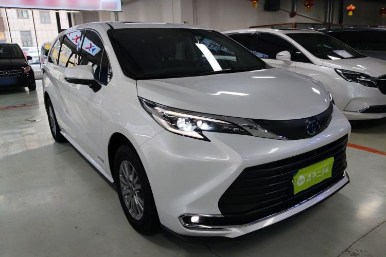 Used Toyota SIENNA 2021 2.5L Hybrid Comfort Edition Exterior 1
