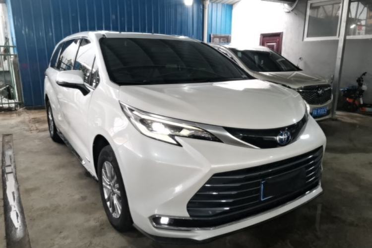 Used Toyota SIENNA 2021 2.5L Hybrid Premium Edition Exterior 1