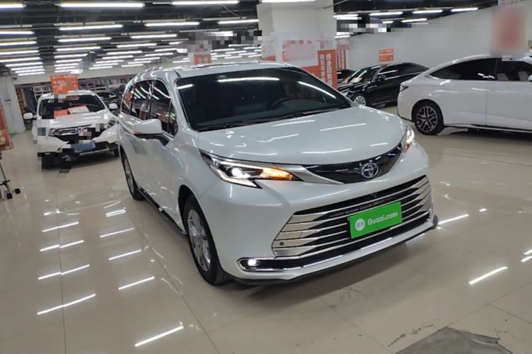 Used Toyota SIENNA 2021 2.5L Hybrid Ultimate Edition Exterior 1