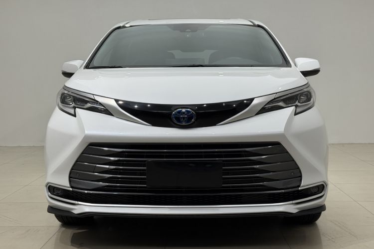 Used Toyota SIENNA 2021 2.5L Hybrid Ultimate Edition Exterior 1