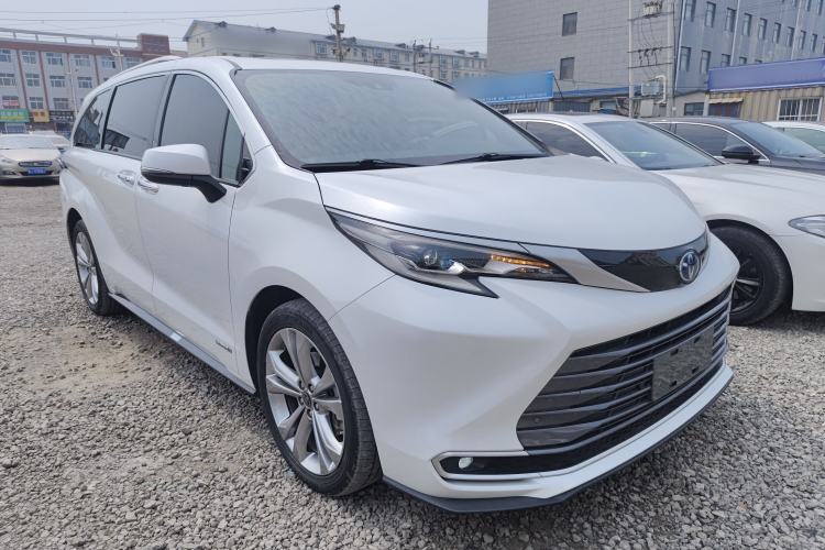 Used Toyota SIENNA 2021 2.5L Hybrid Ultimate Edition Exterior 1