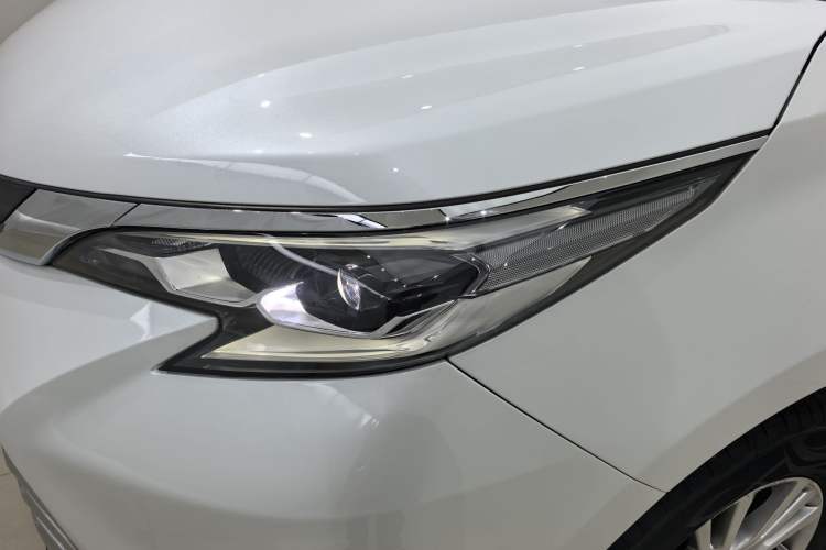 Used Toyota SIENNA 2021 2.5L Hybrid Comfort Edition Exterior 1