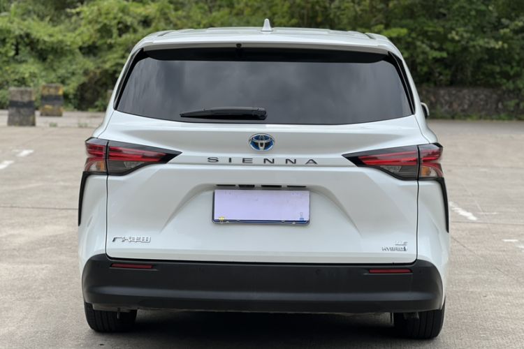 Used Toyota SIENNA 2021 2.5L Hybrid Comfort Edition Exterior 11