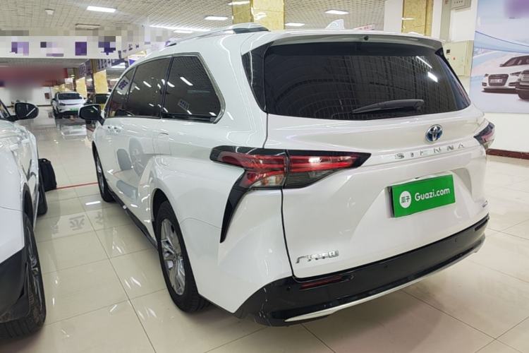 Used Toyota SIENNA 2021 2.5L Hybrid Ultimate Edition Exterior 2