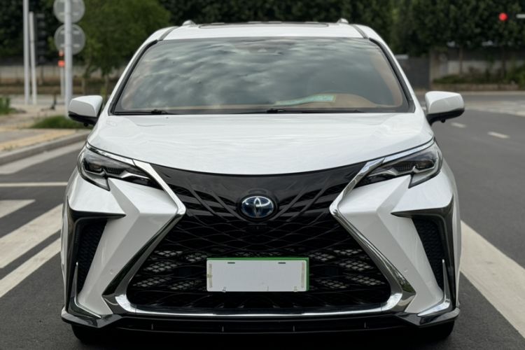 Used Toyota SIENNA 2021 2.5L Hybrid Comfort Edition Exterior 2
