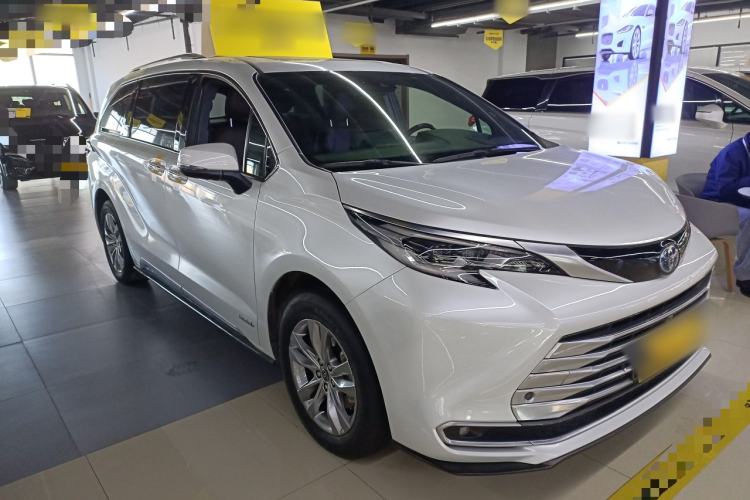 Used Toyota SIENNA 2021 2.5L Hybrid Platinum Edition Exterior 2
