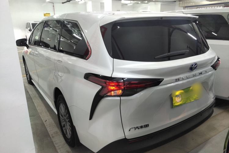 Used Toyota SIENNA 2021 2.5L Hybrid Comfort Edition Exterior 2