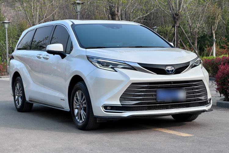 Used Toyota SIENNA 2021 2.5L Hybrid Premium Edition Exterior 2
