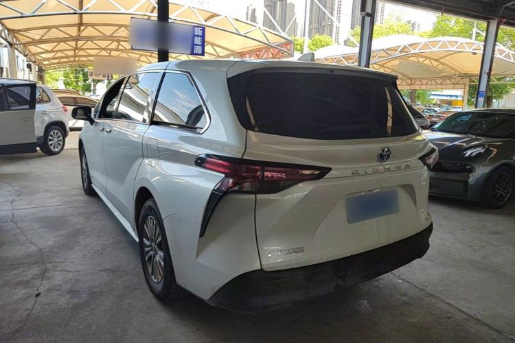 Used Toyota SIENNA 2021 2.5L Hybrid Comfort Edition Exterior 2