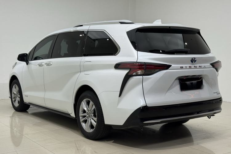 Used Toyota SIENNA 2021 2.5L Hybrid Ultimate Edition Exterior 3