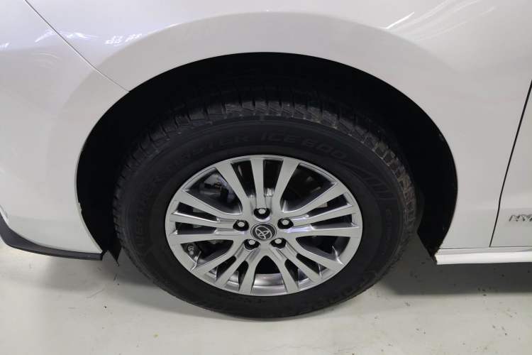 Used Toyota SIENNA 2021 2.5L Hybrid Comfort Edition Exterior 4