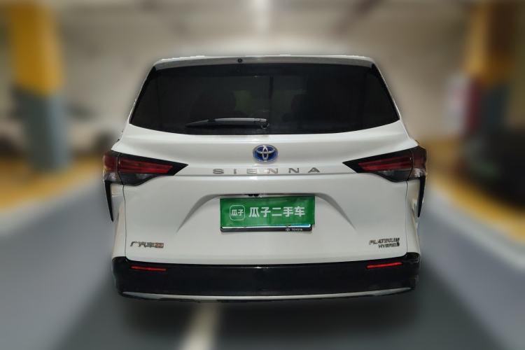Used Toyota SIENNA 2021 2.5L Hybrid Platinum Edition Exterior 4