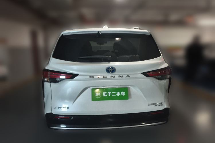 Used Toyota SIENNA 2021 2.5L Hybrid Ultimate Edition Exterior 4