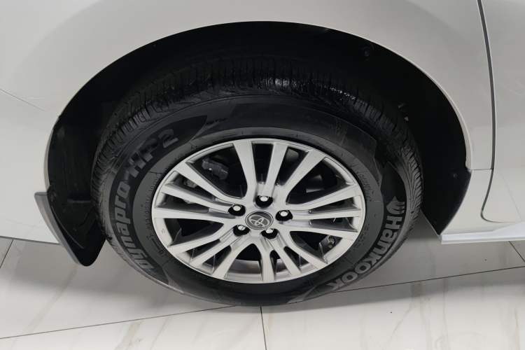 Used Toyota SIENNA 2021 2.5L Hybrid Comfort Edition Exterior 5