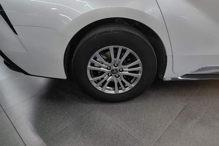 Used Toyota SIENNA 2021 2.5L Hybrid Premium Edition Exterior 5