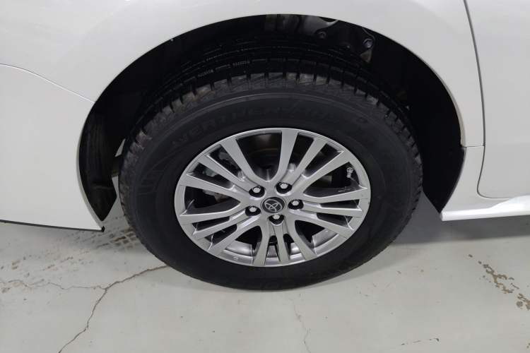 Used Toyota SIENNA 2021 2.5L Hybrid Comfort Edition Exterior 5