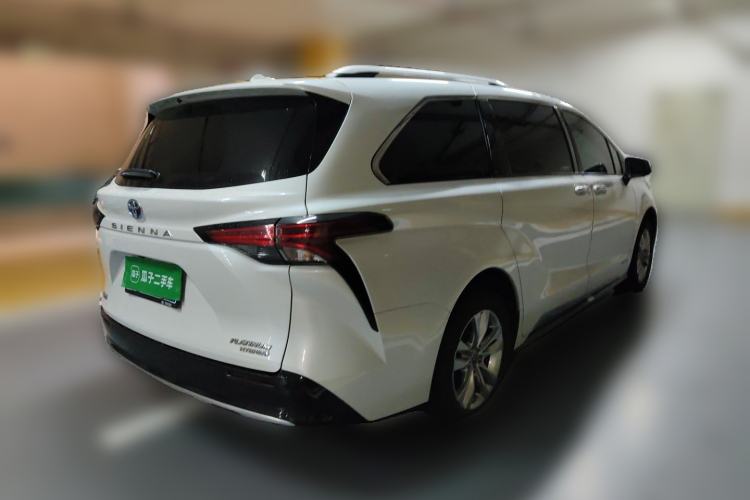 Used Toyota SIENNA 2021 2.5L Hybrid Platinum Edition Exterior 5