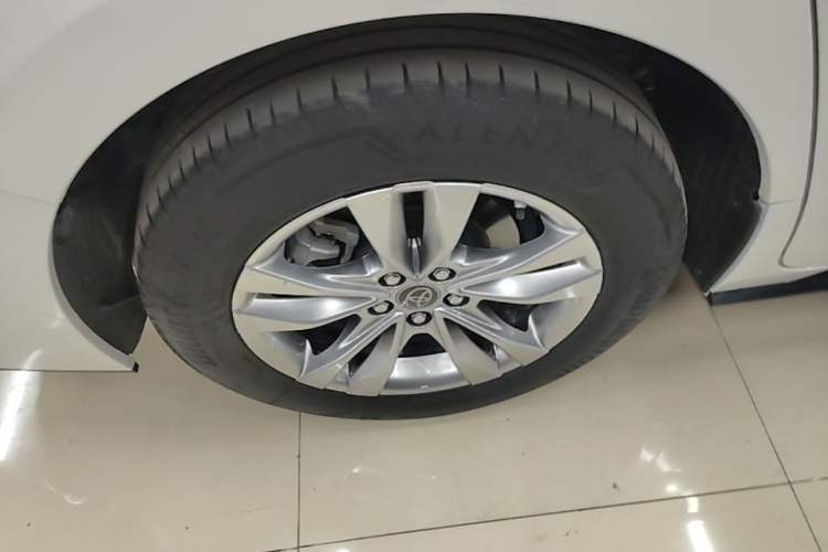 Used Toyota SIENNA 2021 2.5L Hybrid Ultimate Edition Exterior 5