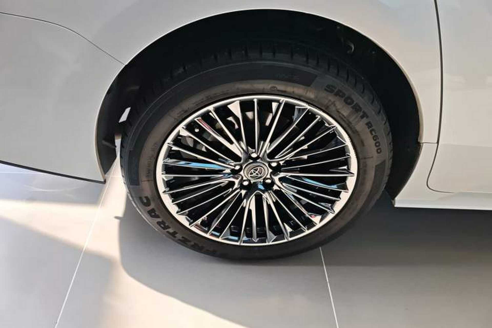 Used Toyota SIENNA 2021 2.5L Hybrid Comfort Edition Exterior 5